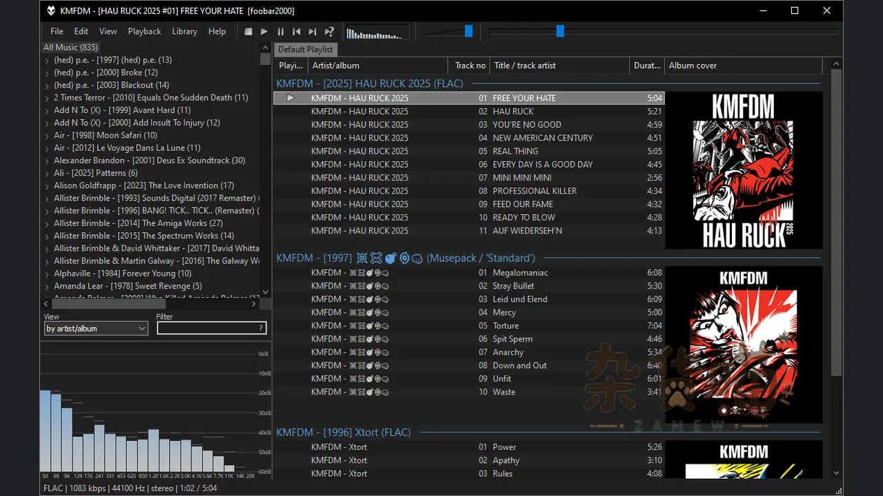 foobar2000 官方 Windows 界面示例：专辑列表、播放列表与频谱显示